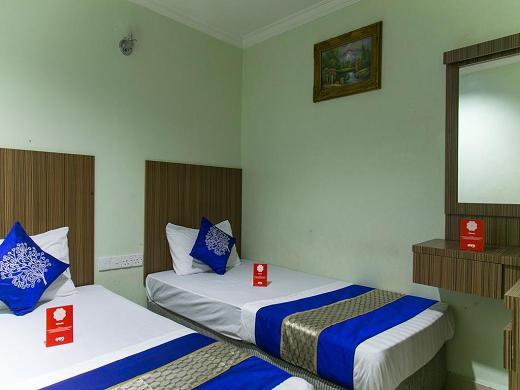 هتل اویو رومز سری رامپی بیزنس پارک کوالالامپور-0