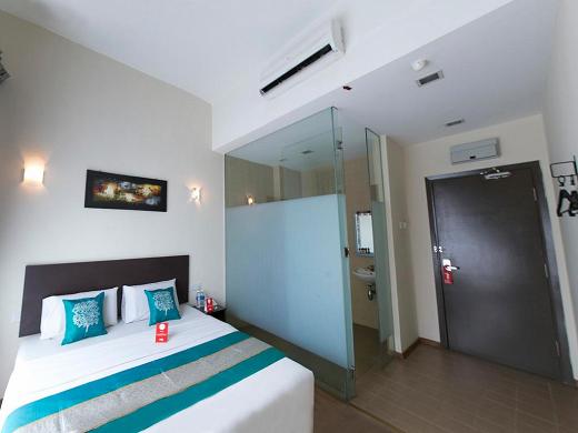 هتل اویو رومز ان اس کی کوچای بیزنس پارک کوالالامپور-5