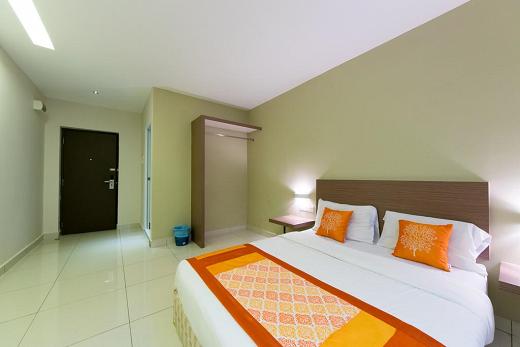 هتل اویو رومزسنتول کی تی ام استیشن کوالالامپور-1