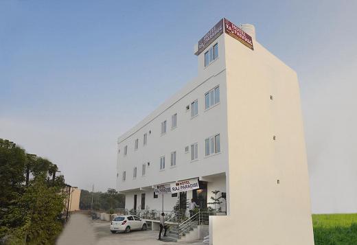 هتل راج پارادایس آگرا-0