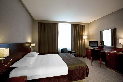 هتل شرایتون باکو ایرپورت-0