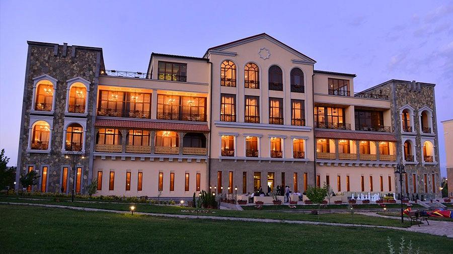 هتل های ایروان ، هتل قفقاز یا کاکاسوس